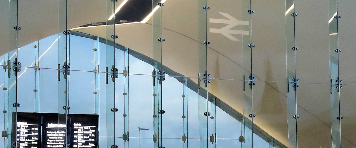 Dundee Railway Station using ThermoSpan Bolted Glazing Close Up